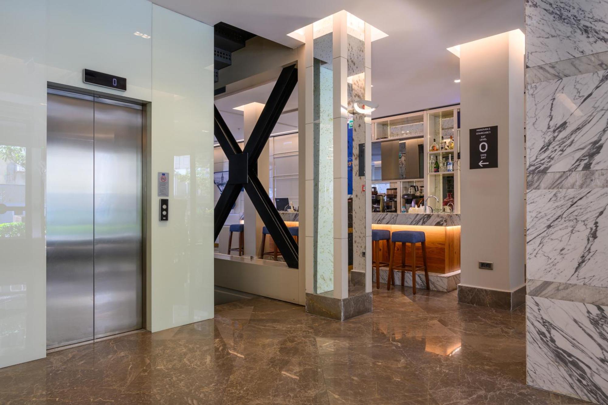 Four Points Flex By Sheraton Istanbul Taksim Square Istambul Exterior foto
