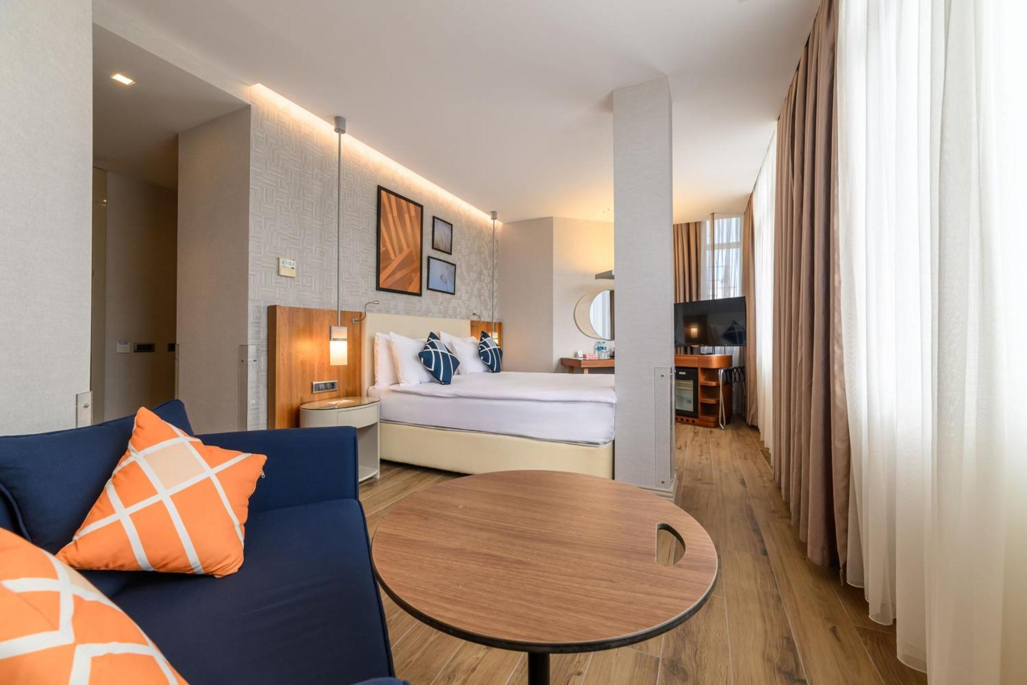 Four Points Flex By Sheraton Istanbul Taksim Square Istambul Exterior foto